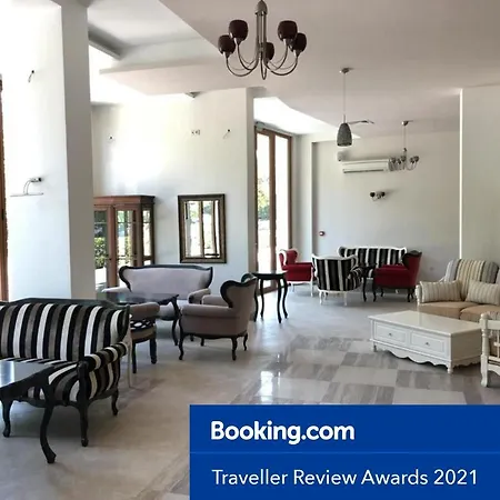 Apartment Relax In South Bay Warna