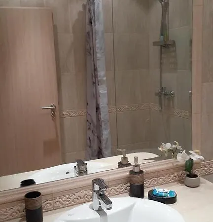 Relax In South Bay * فارنا